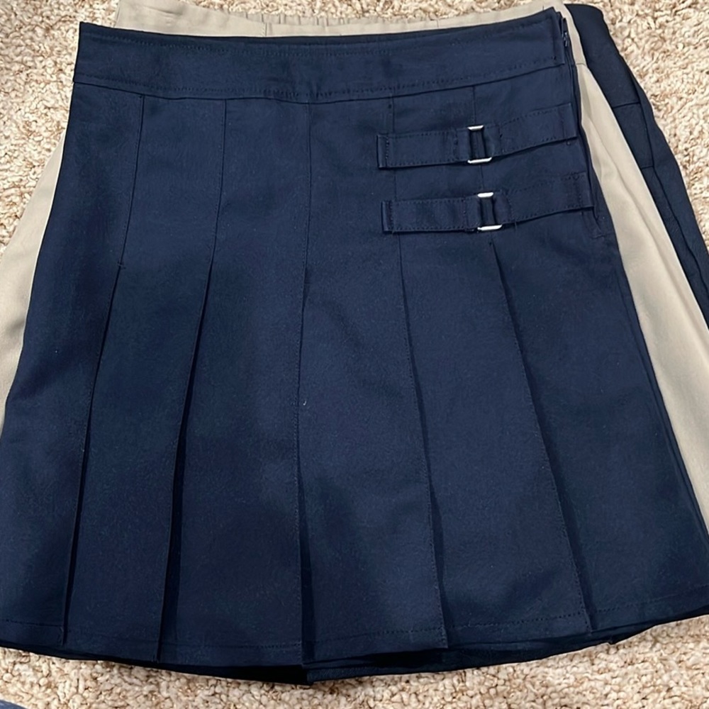 French Toast 3 uniform Skorts EUC
